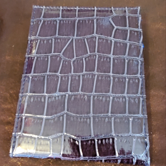 SeneGence blue alligator easel travel mirror with bow - Picture 5 of 6